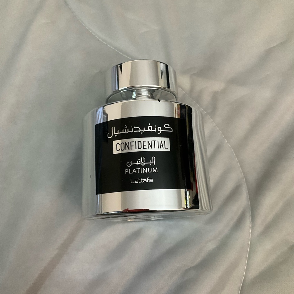Lattafa Confidential Platinum Fragrance